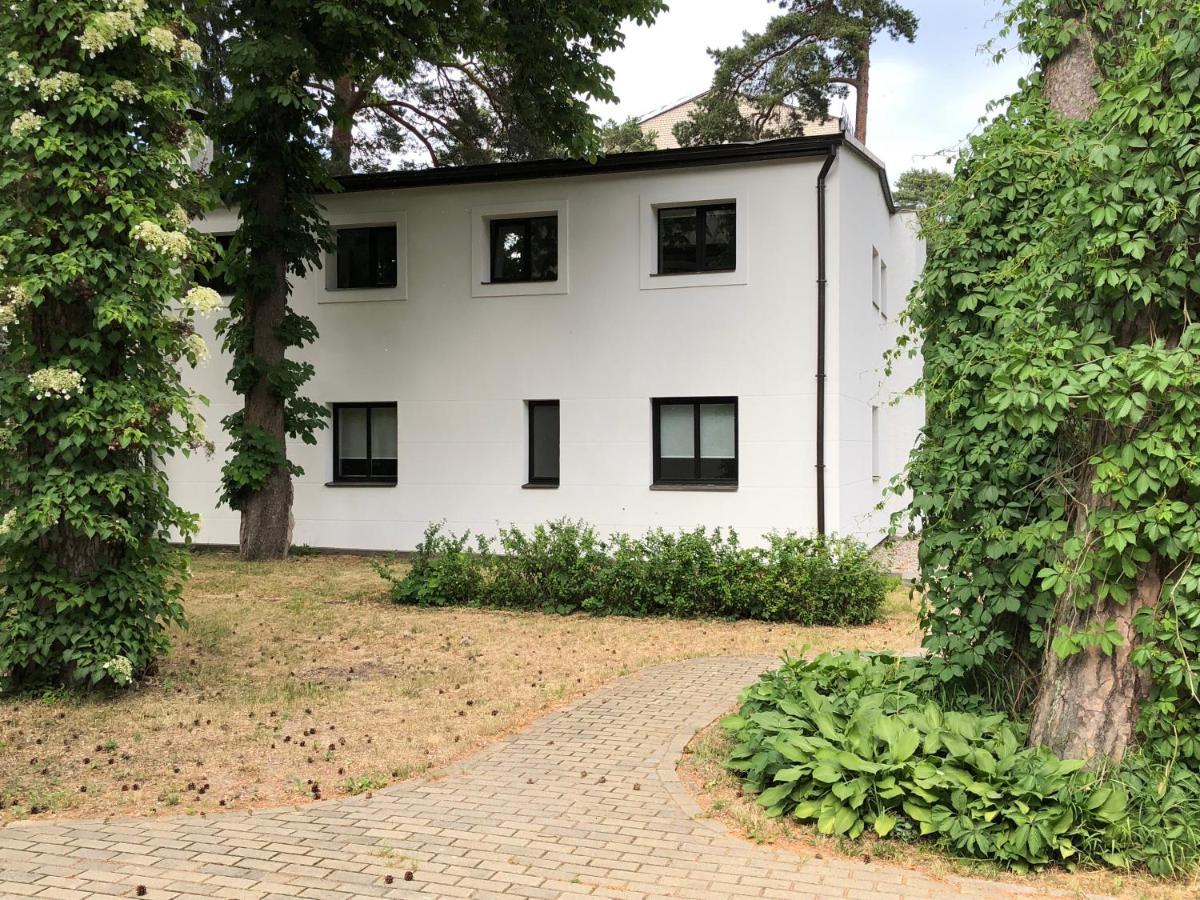 Vienibas Studio Jurmala Bagian luar foto